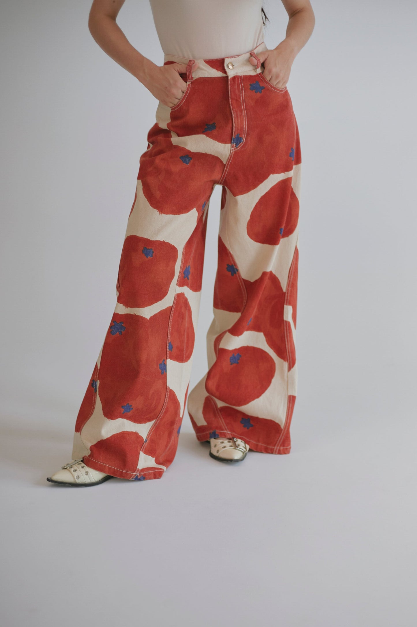 Maxi Jean Fun Tomatoes